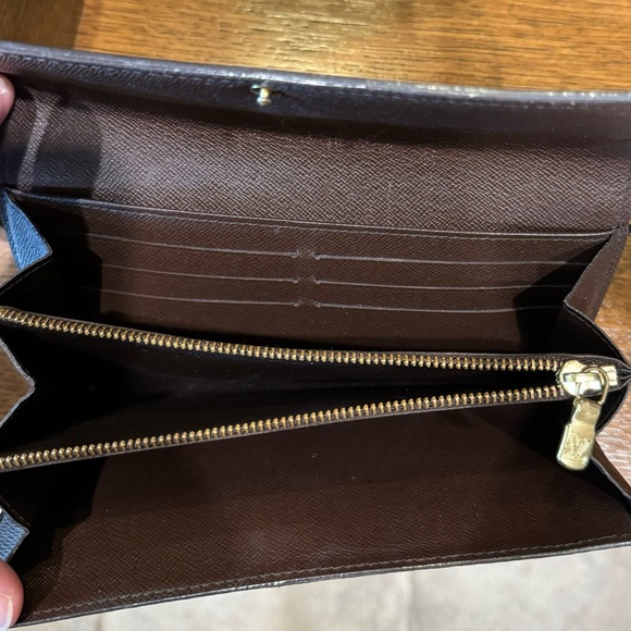 Louis Vuitton Damier Ebene Sarah Wallet - Picture 5 of 6